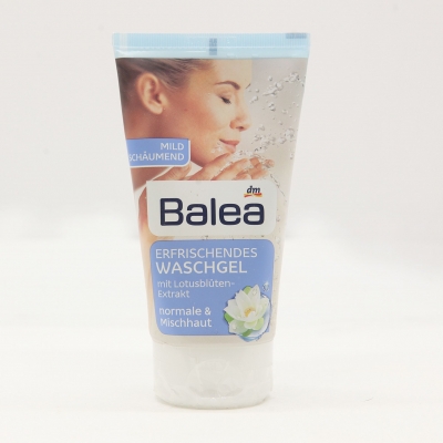Balea- sữa rửa mặt hương hoa sen