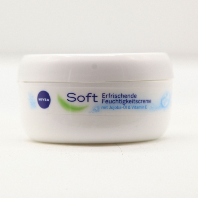 Kem dưỡng ẩm Nivea Soft 200ml
